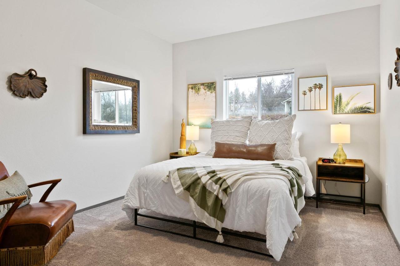 Huge-Fun-Trendy Apt By Perry District & Downtown Spokane Exterior photo