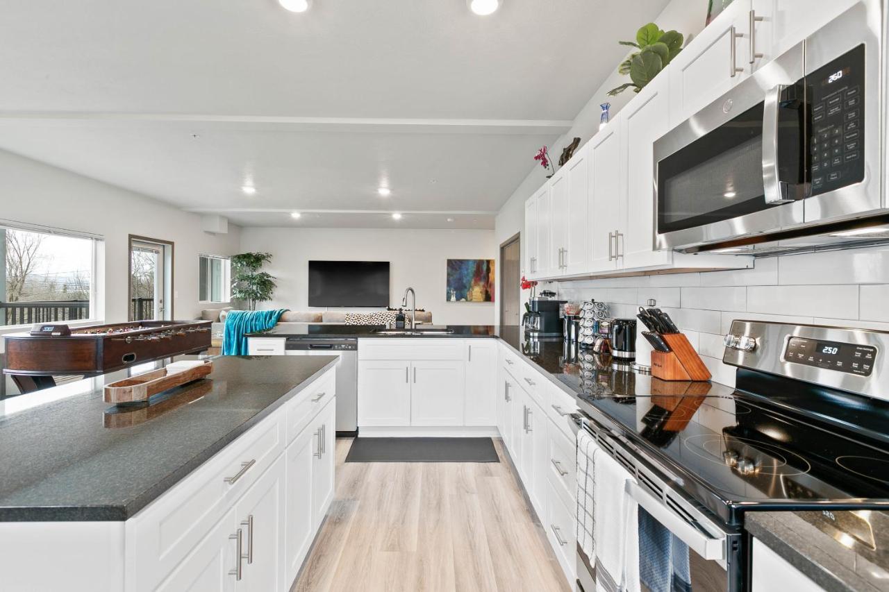 Huge-Fun-Trendy Apt By Perry District & Downtown Spokane Exterior photo